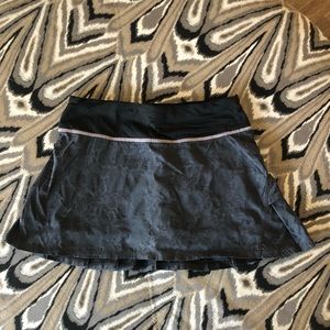 Lululemon Ruffled Gray Skirt with Liner